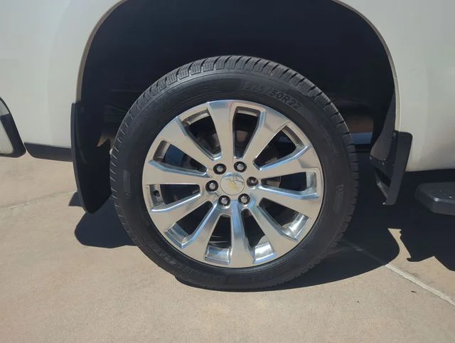 Used 2020 Beige Chevrolet High Country image 24
