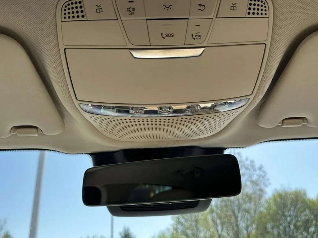 2022 Mercedes-Benz GLC GLC300 - Photo 34