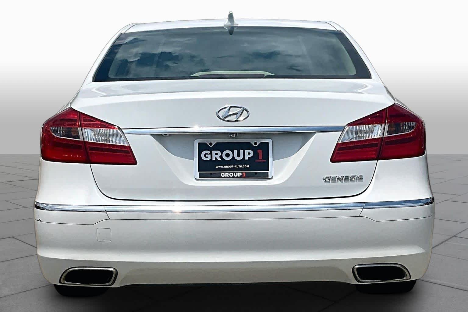 Pre-Owned 2013 Hyundai Genesis 3.8L