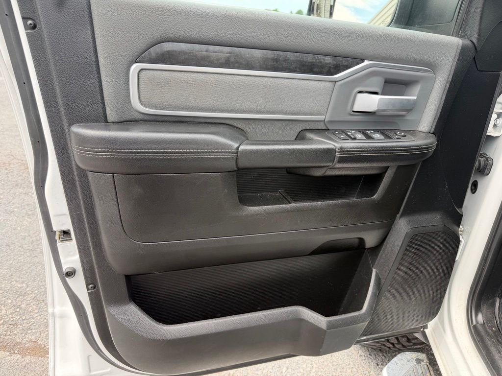 Used 2019 White Ram Big Horn image 10