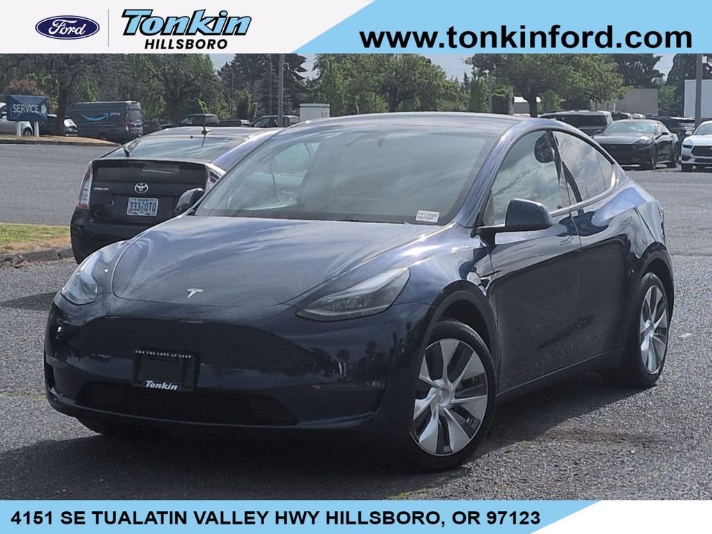 2024 Tesla Model Y Long Range Dual Motor All-Wheel Drive's photo