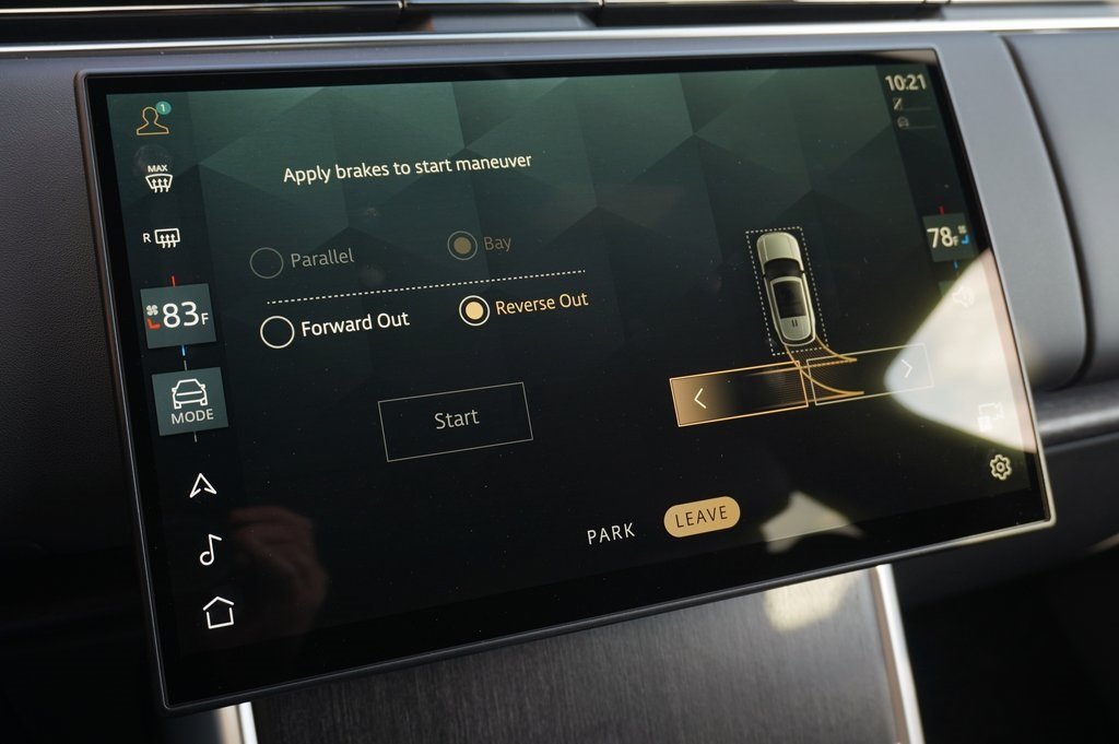 2025 LAND ROVER RANGE ROVER - Image 23