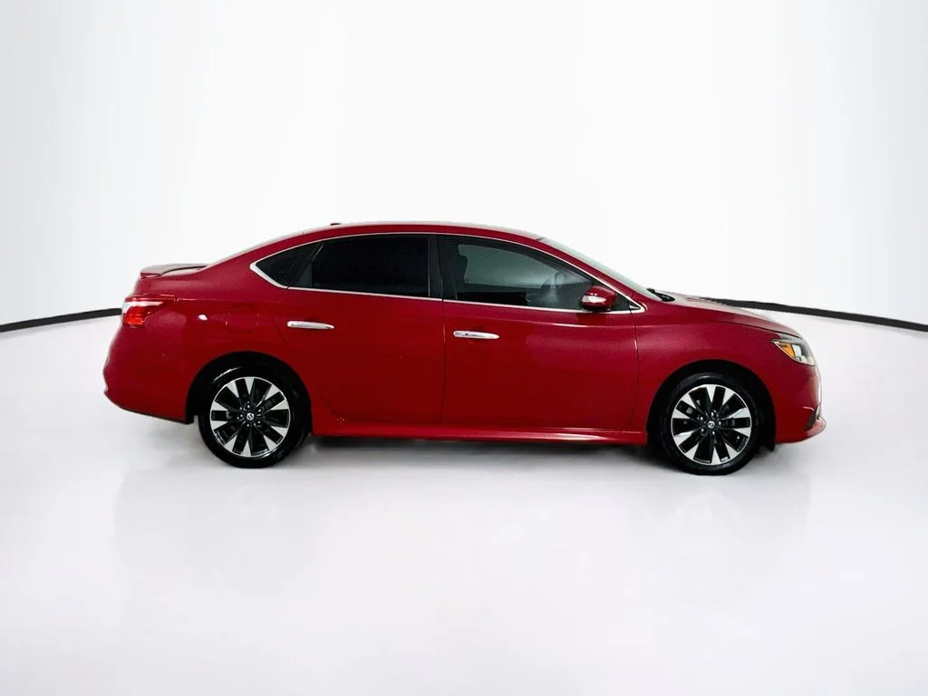 Used 2018 Red Nissan SR image 8