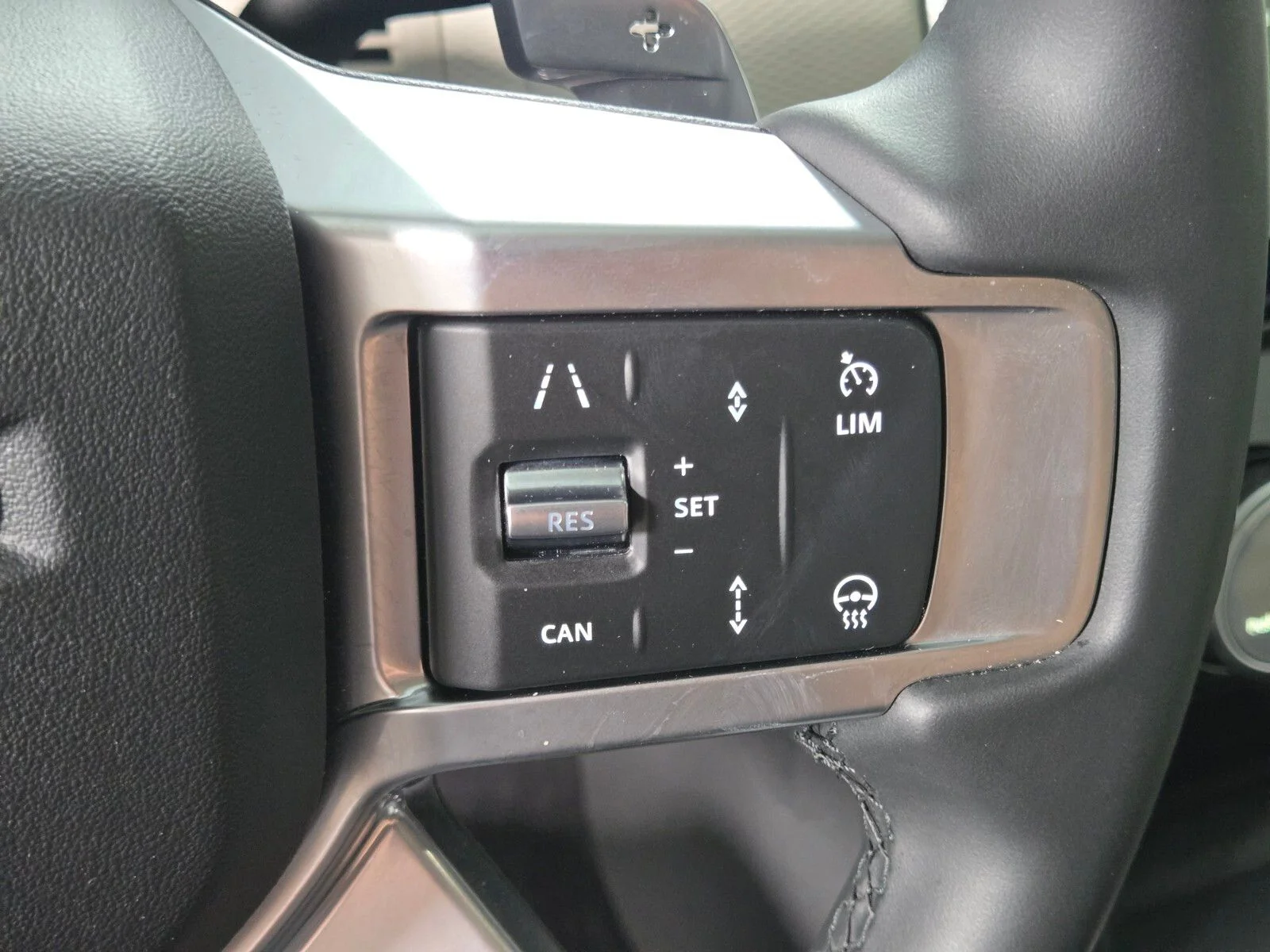 Used 2026 Santorini Black Metallic Land Rover  image 26