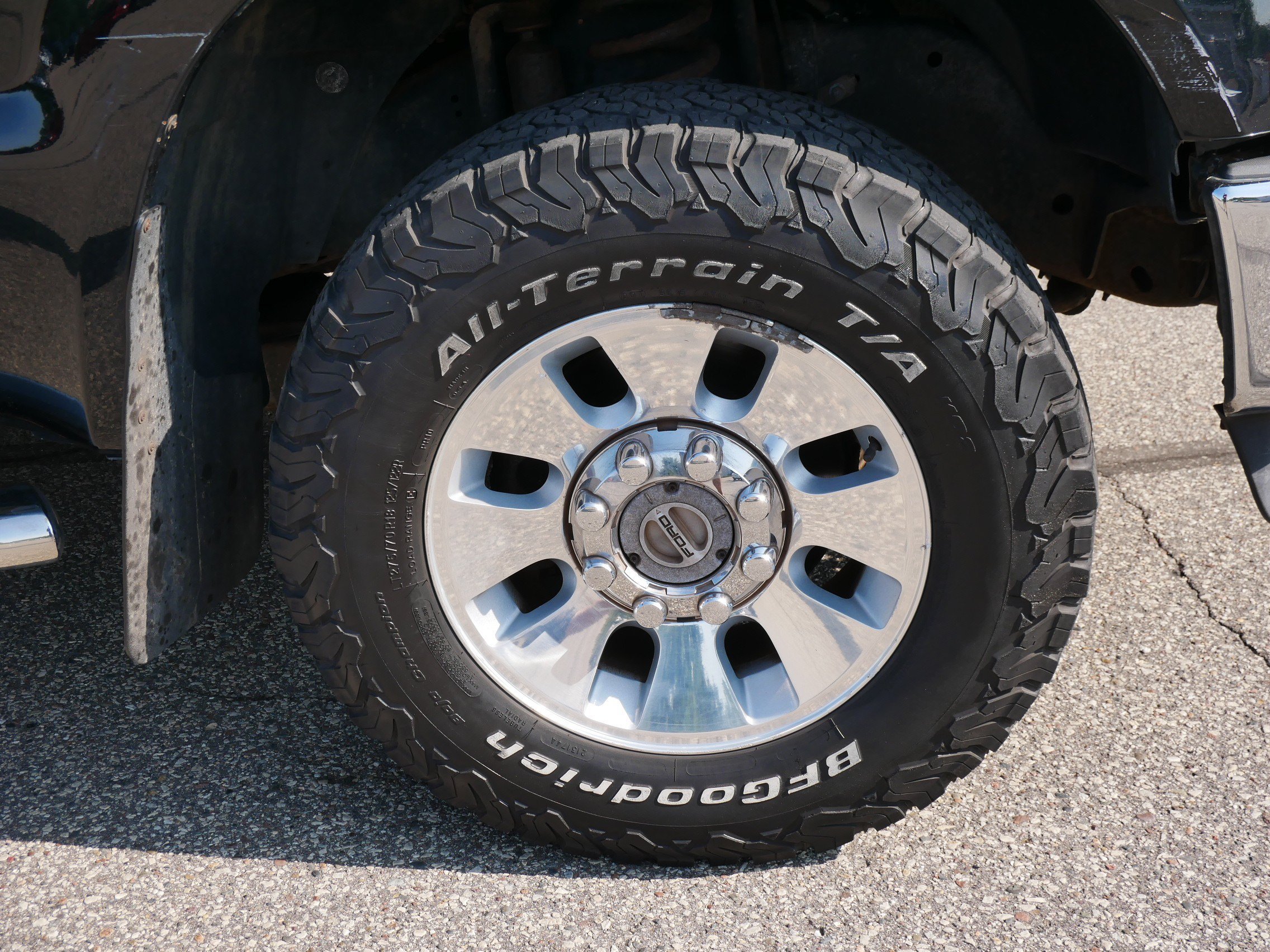 Used 2008 Black Ford Lariat image 9