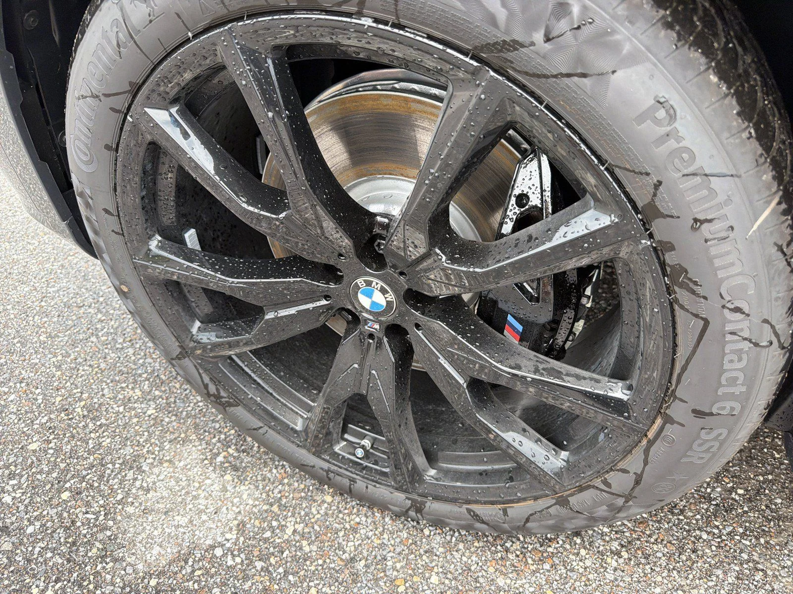 New 2027 Dravit Grey Metallic BMW xDrive40i image 10