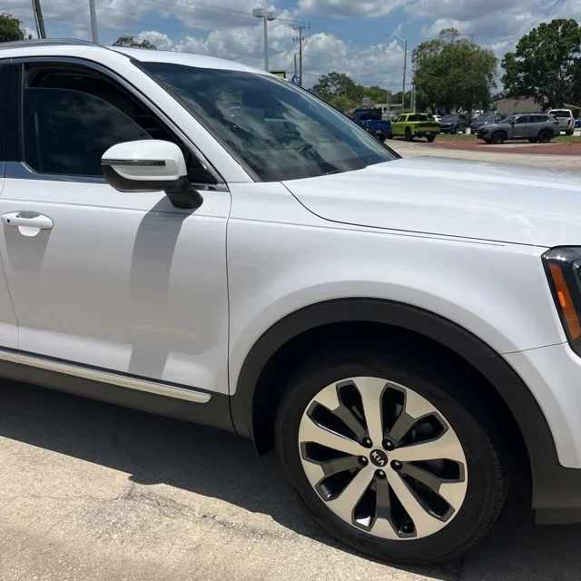 Used 2021 White Kia EX image 7