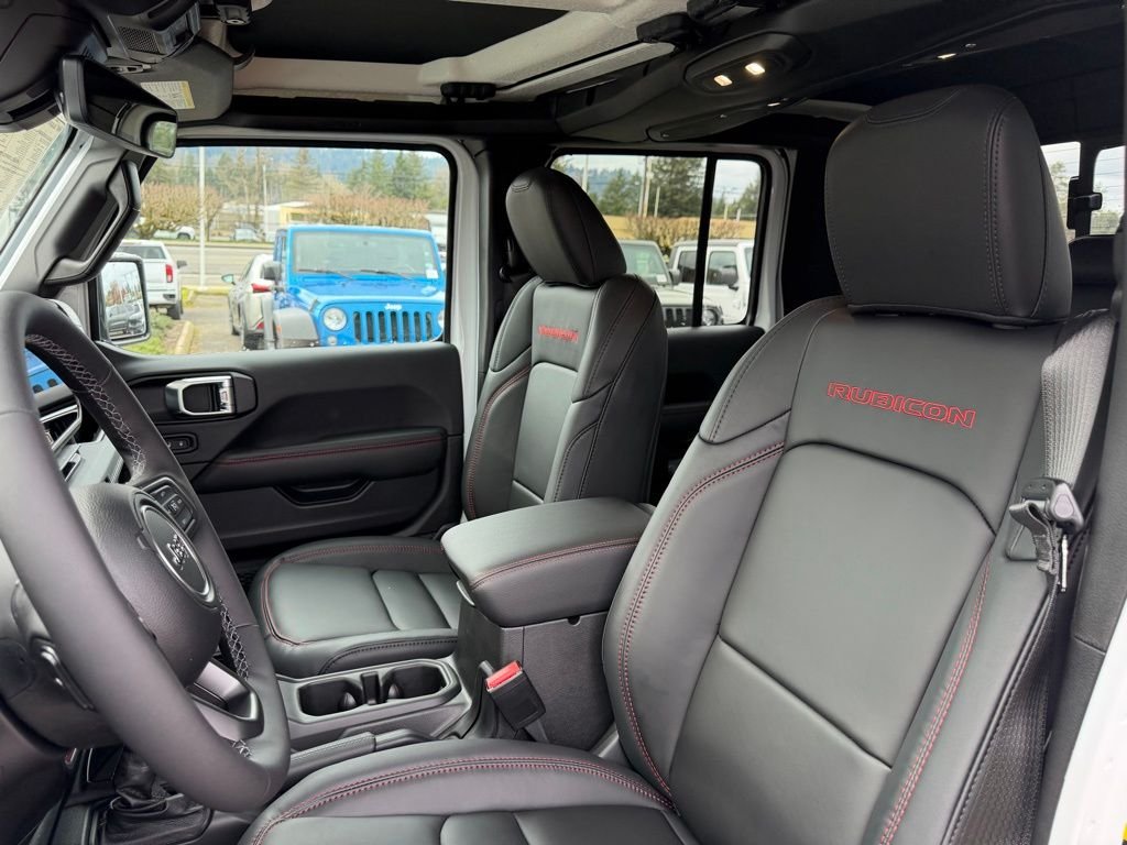 New 2026 Bright White Clear-Coat Exterior Paint Jeep Rubicon X image 14
