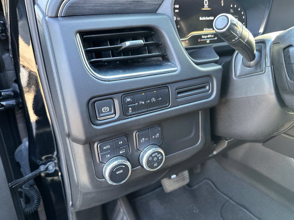 Used 2024 Black GMC SLT image 17