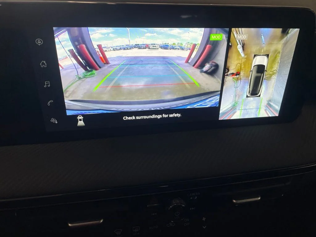 Certified Used 2025 Gray Nissan SR image 8