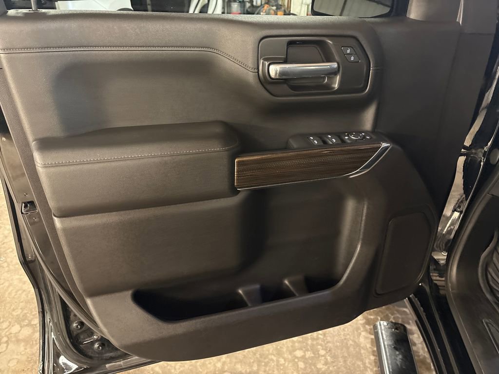 Used 2021 BLACK Chevrolet LT Trail Boss image 15