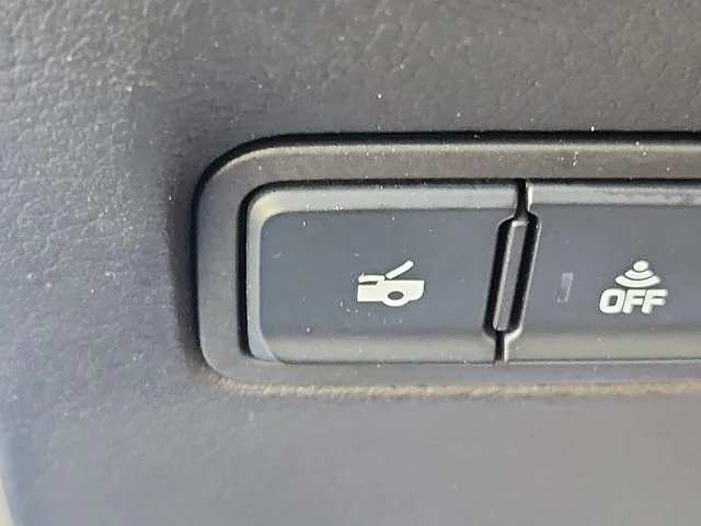 Used 2014 Blue Chevrolet Z51 image 25