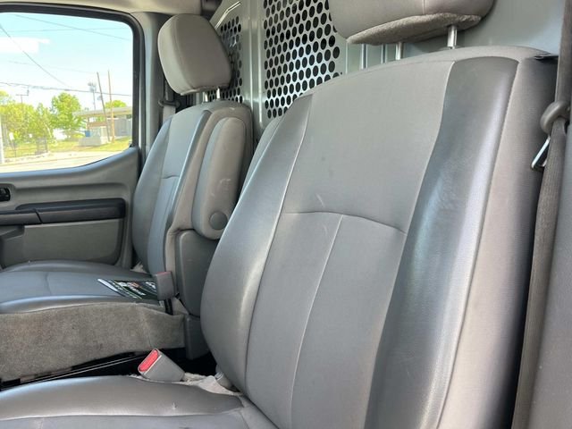 Used 2020 White Nissan SV image 27