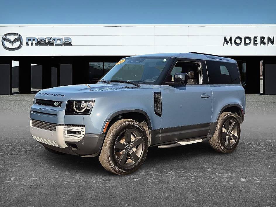 Used 2023 Tasman Blue Metallic Land Rover SE image 1