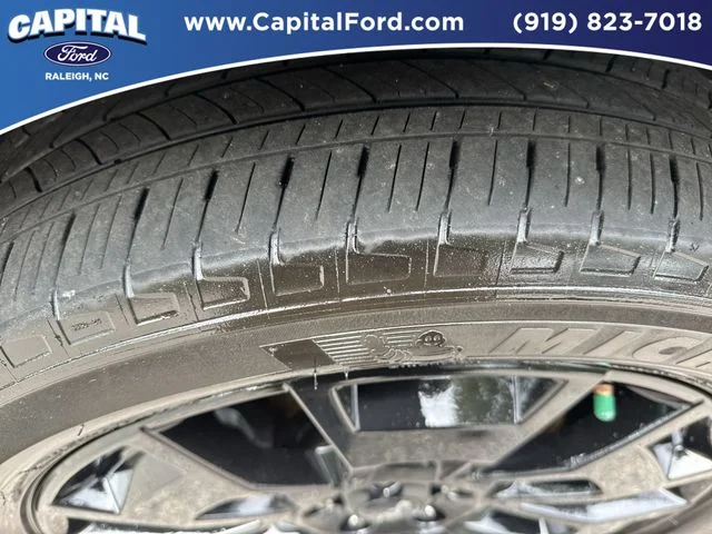 Used 2022 Gray Kia EX image 14