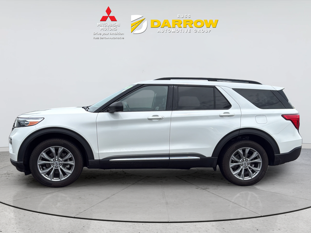 Used 2021 White Ford XLT image 2
