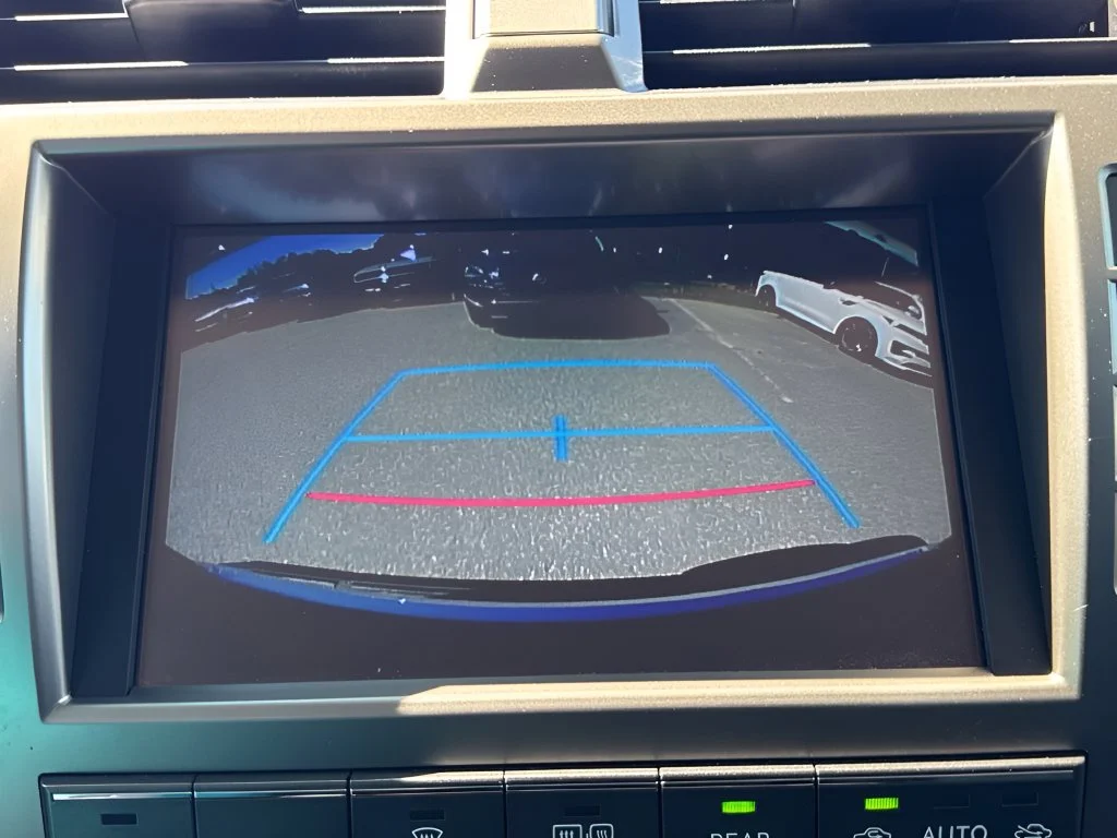 Used 2015 Black Lexus 460 image 20