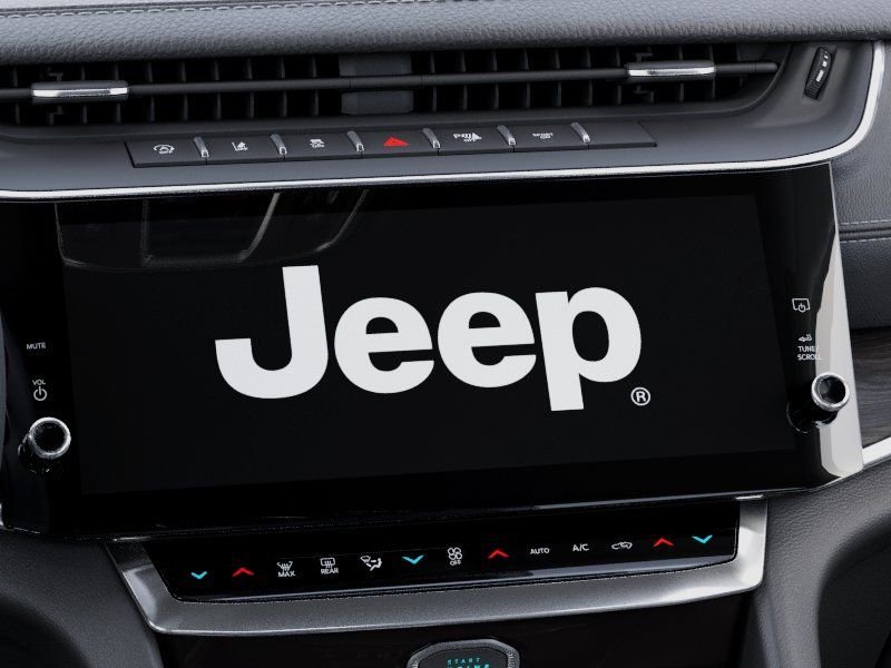 New 2026 Diamond Black Jeep Altitude image 18