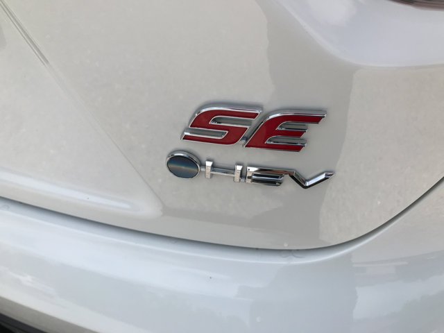 Certified Used 2026 Ice Cap Toyota Hybrid SE image 31