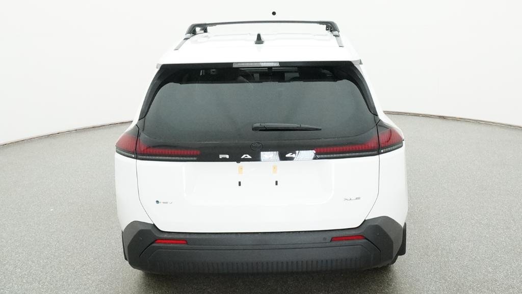 New 2026 Ice Cap Toyota XLE Premium image 22
