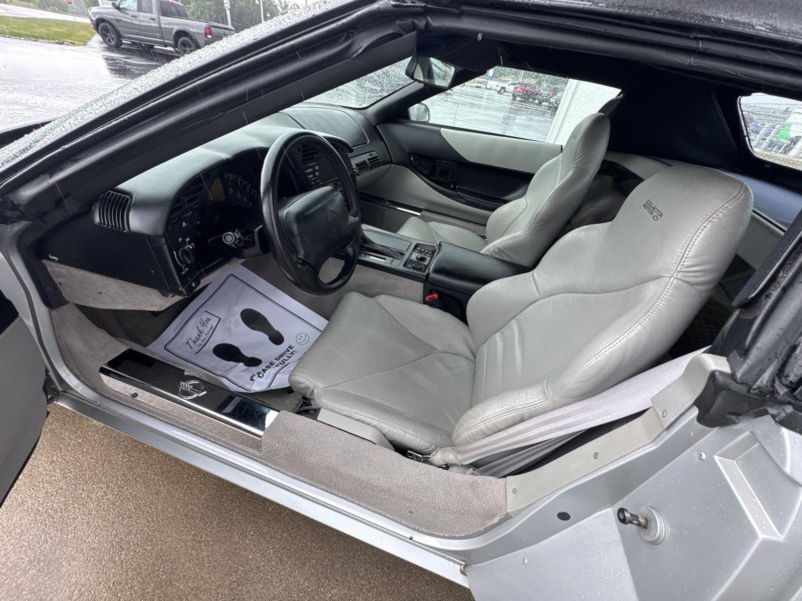 Used 1996 Silver Chevrolet 2DR CONV image 8