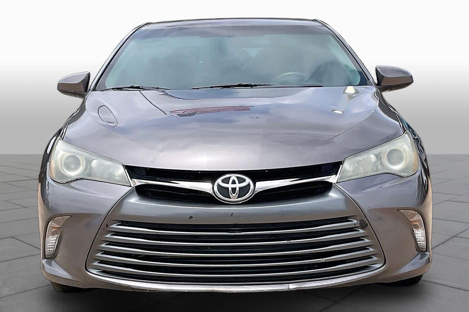 Used 2015 Predawn Gray Mica Toyota SE image 2