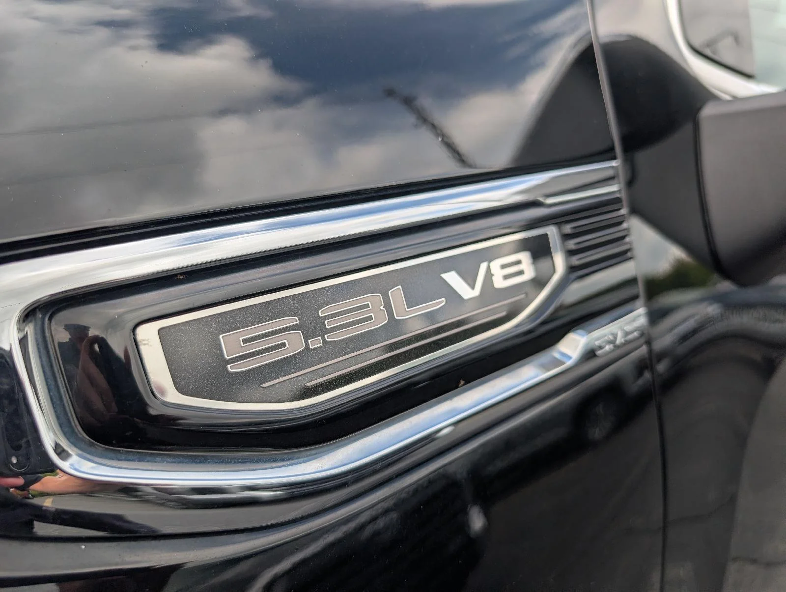 Used 2020 Onyx Black GMC SLE image 5