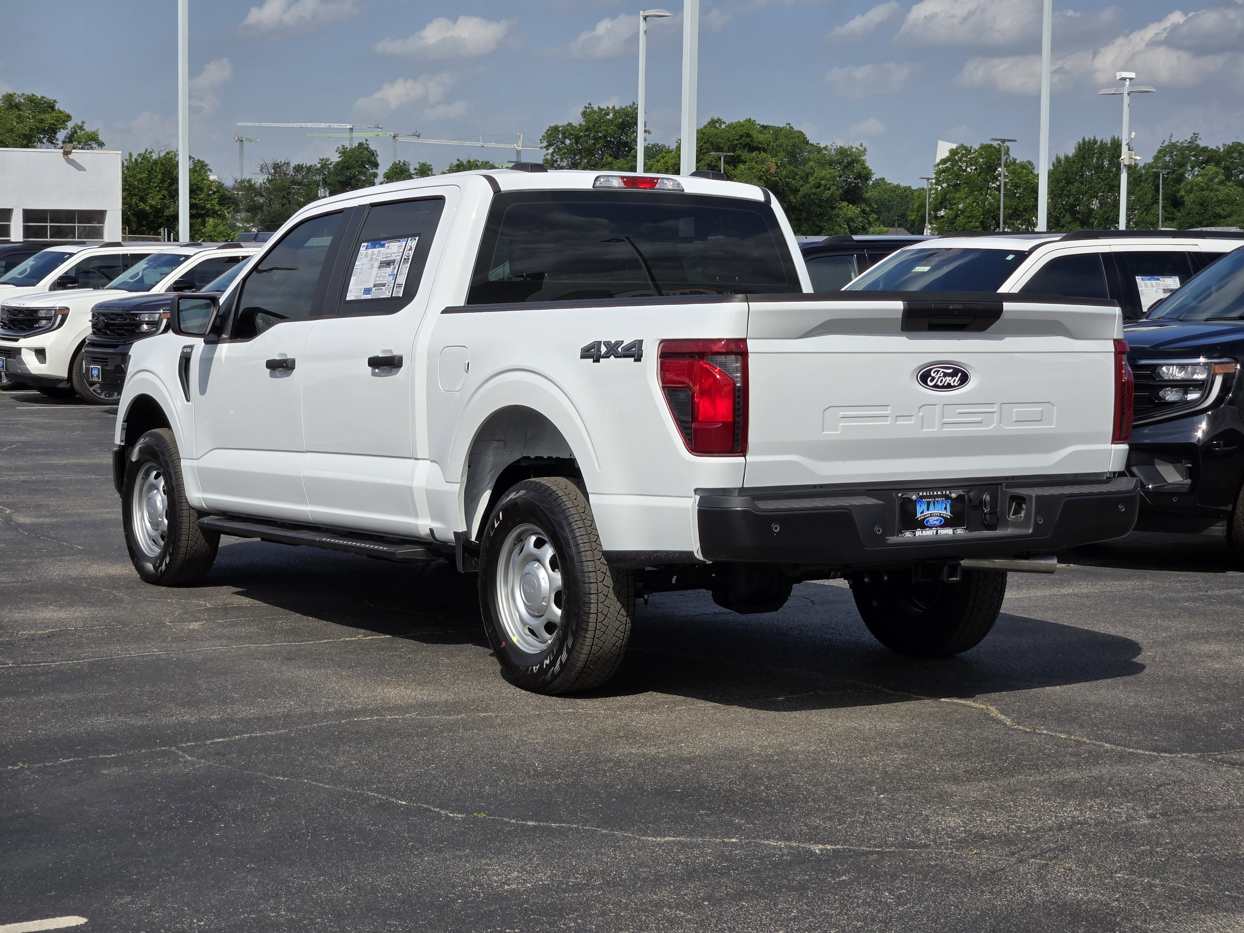 New 2026 Oxford White Ford XL image 3