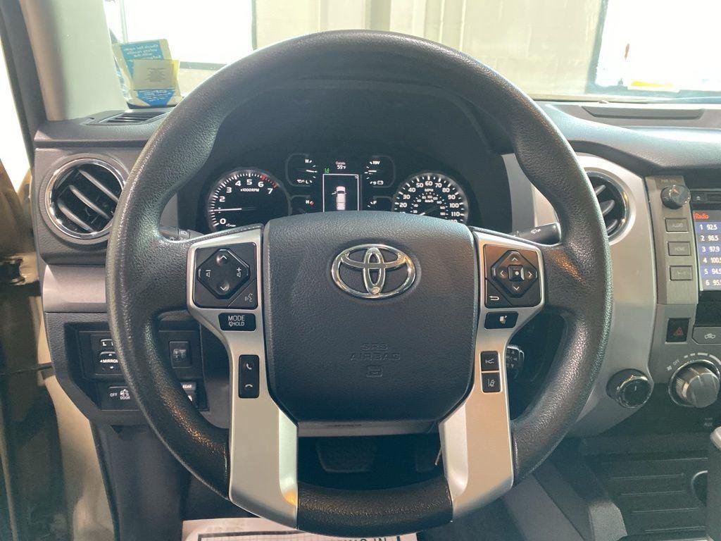 Used 2018 Quicksand Toyota SR5 image 21