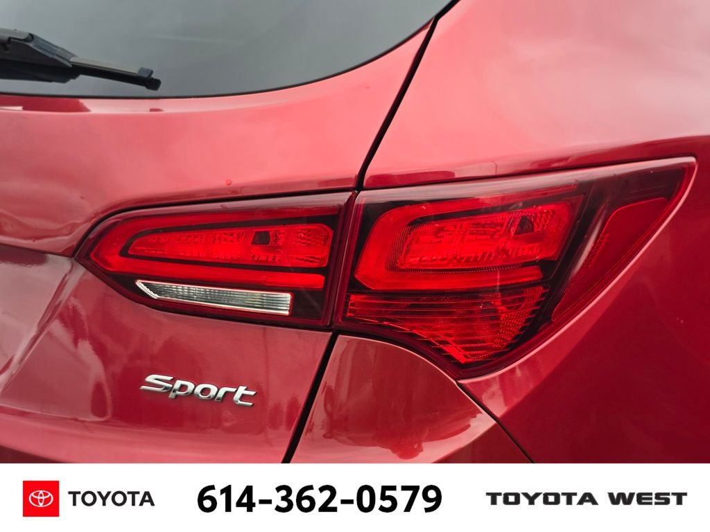 Used 2017 Red Hyundai 2.4 Base image 9