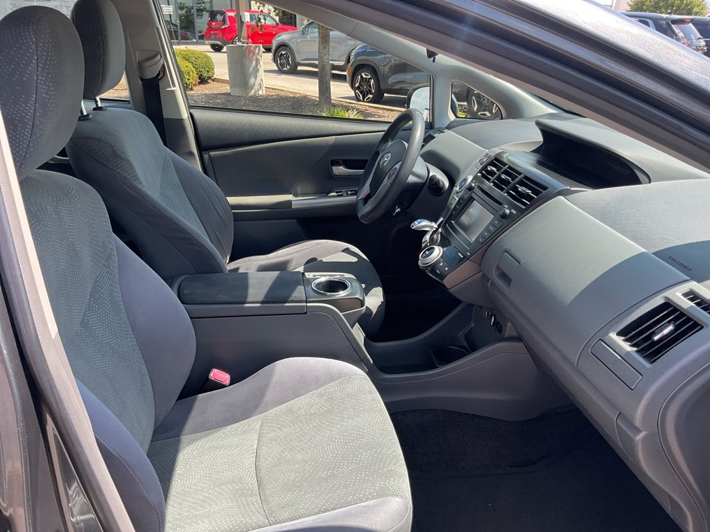 Used 2014 Magnetic Gray Metallic Toyota Two image 11