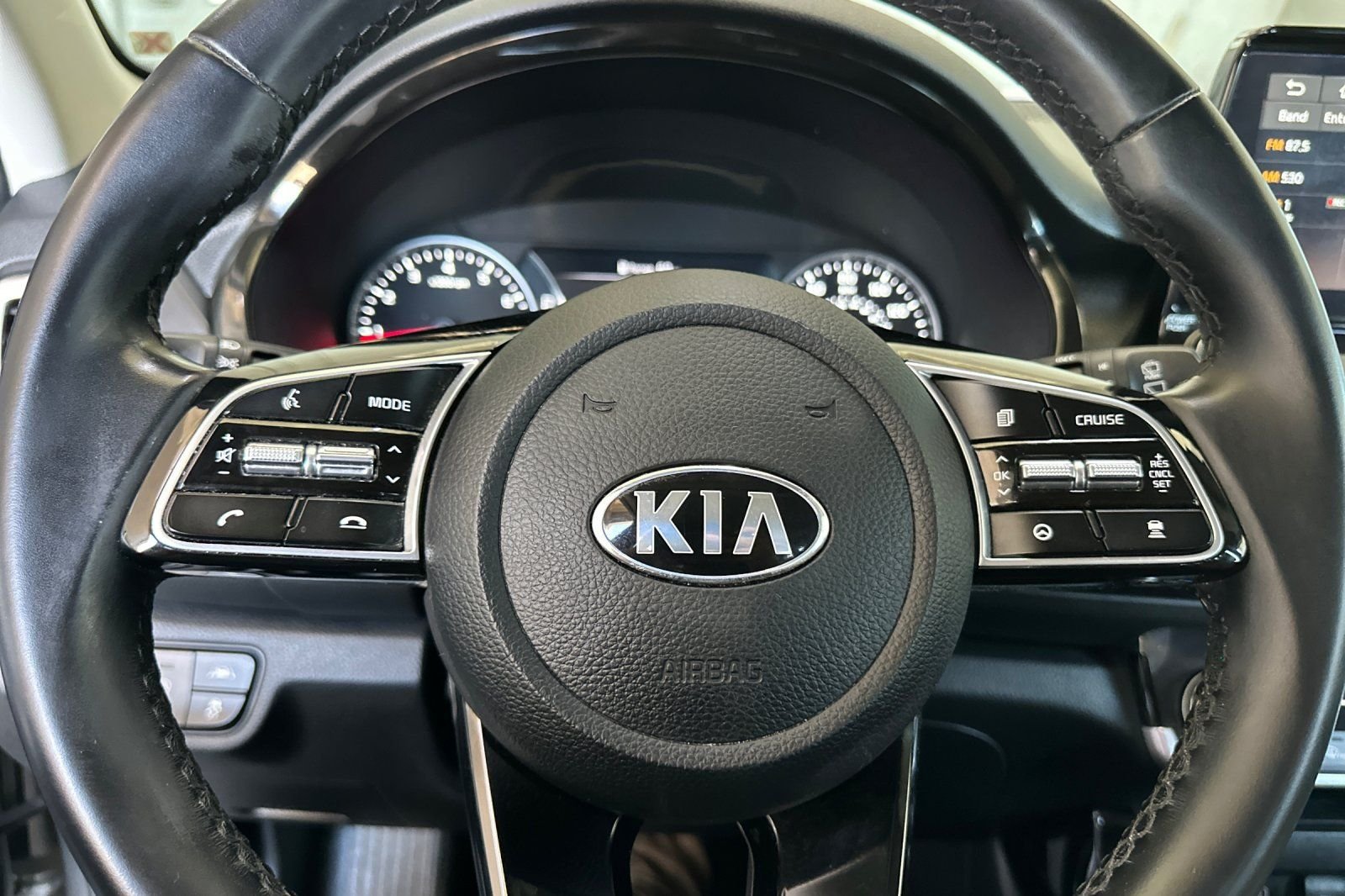 Used 2021 Gray Kia SX image 25