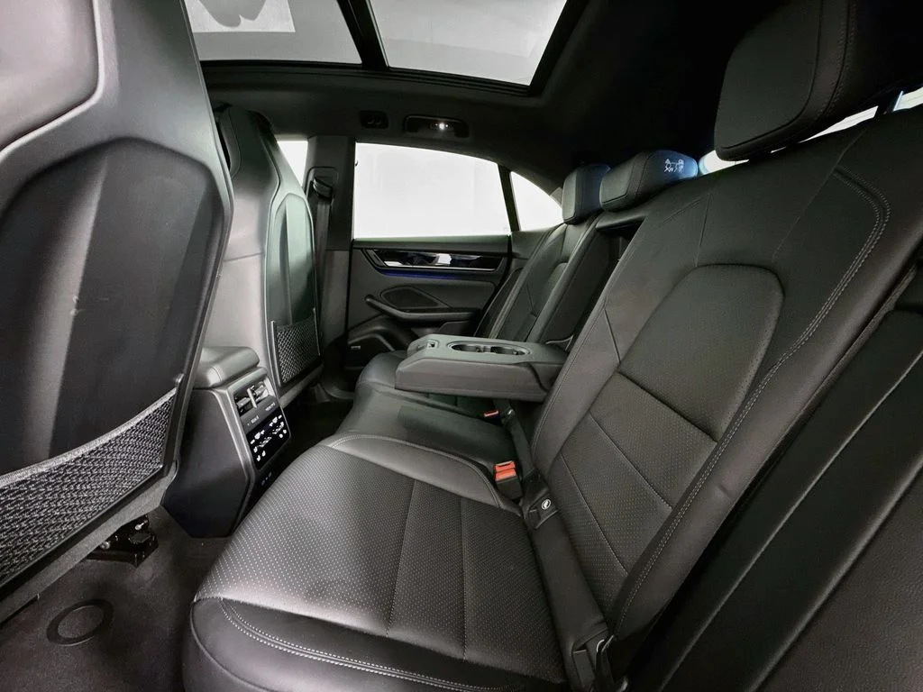 Used 2025 Gray Porsche Base image 25
