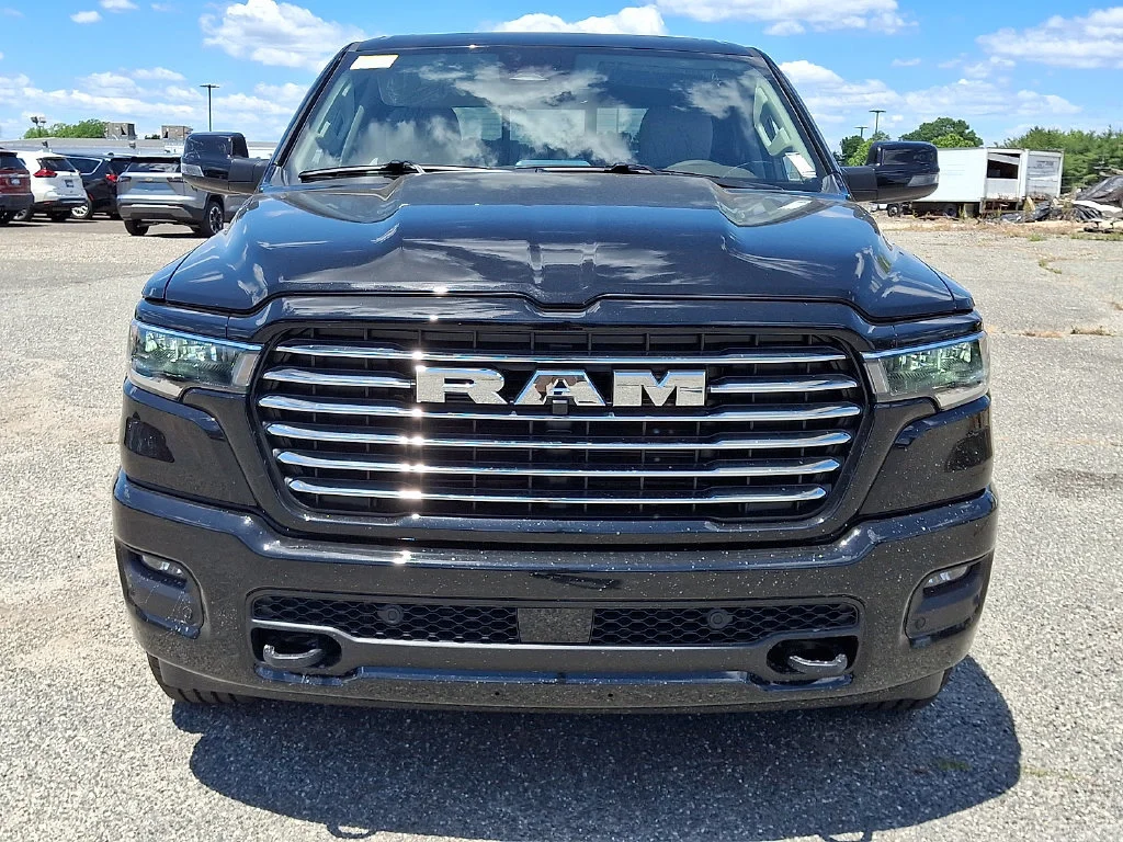 New 2026 Diamond Black Crystal Pearl-Coat Exterior Paint RAM Laramie image 2