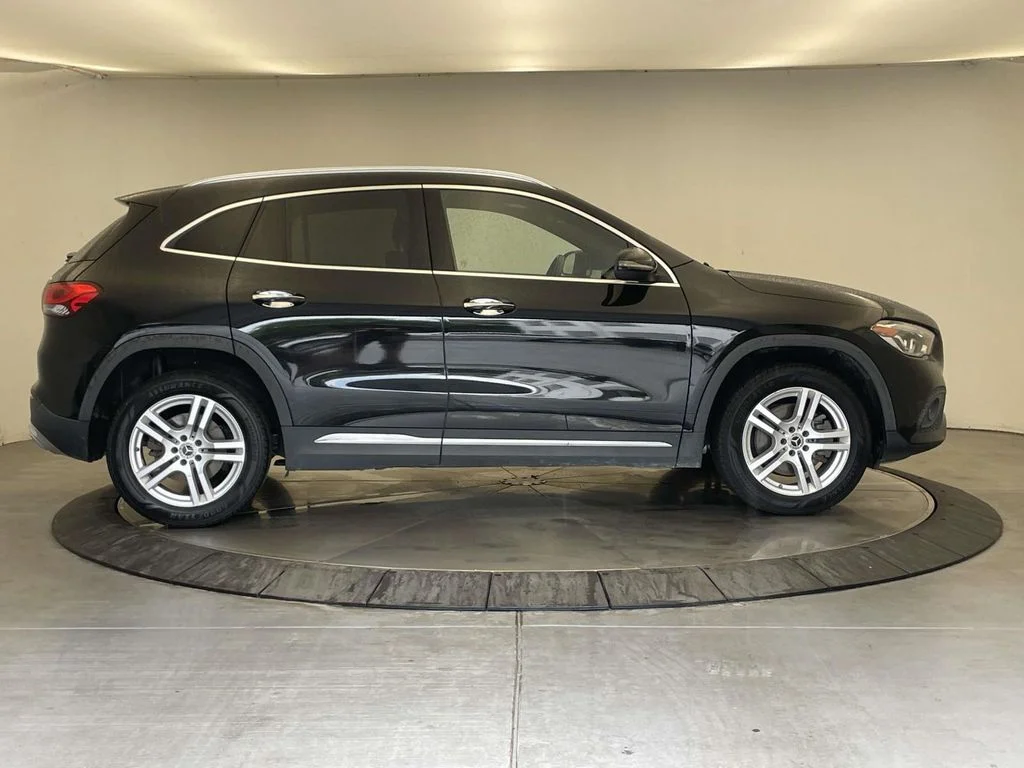Used 2021 White Mercedes-Benz GLA 250 image 6