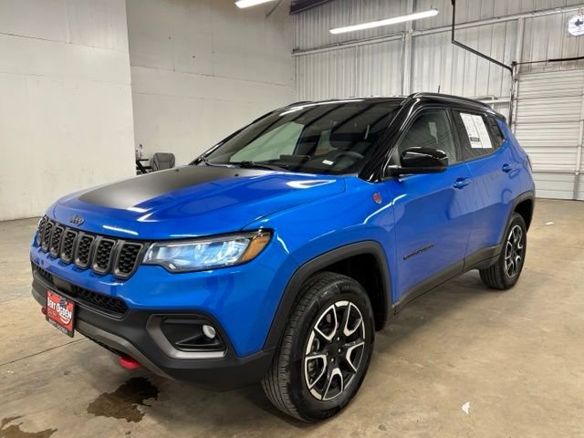 Used 2024 Blue Jeep Trailhawk image 3