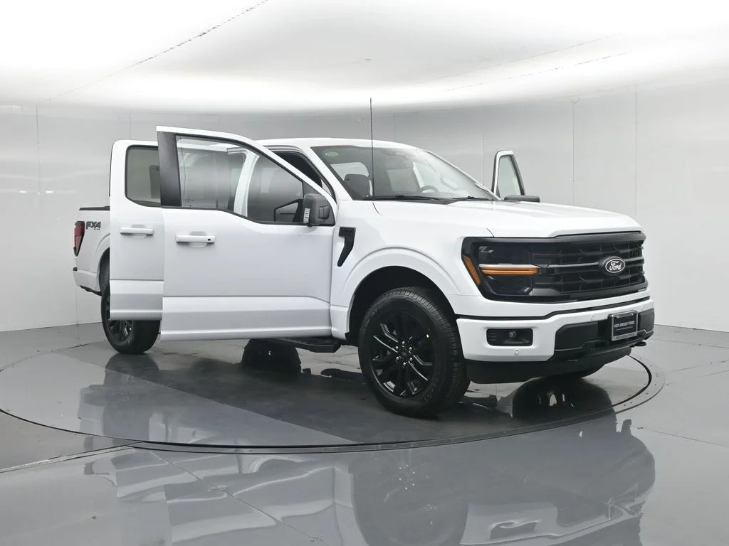 New 2026 Oxford White Ford XLT image 33
