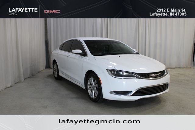 Used 2015 White Chrysler Limited image 1