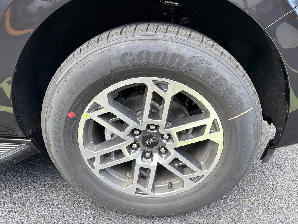 New 2026 Gray Ford Active image 10