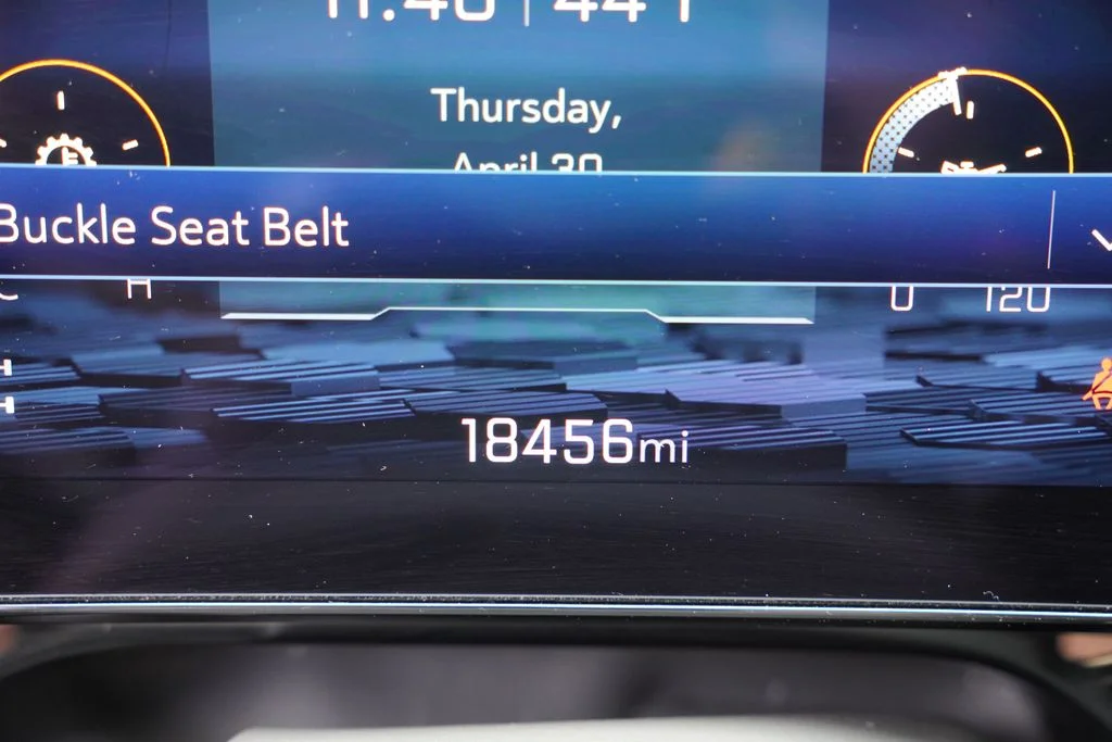 Used 2025 Summit White Chevrolet LT image 38