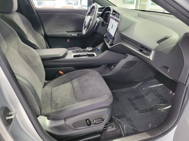 Certified Used 2023 IRIDIUM LEXUS RZ 450E LUXURY AWD image 16