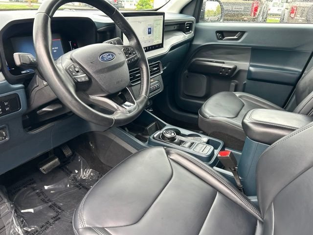 Used 2025 White Ford Lariat image 16