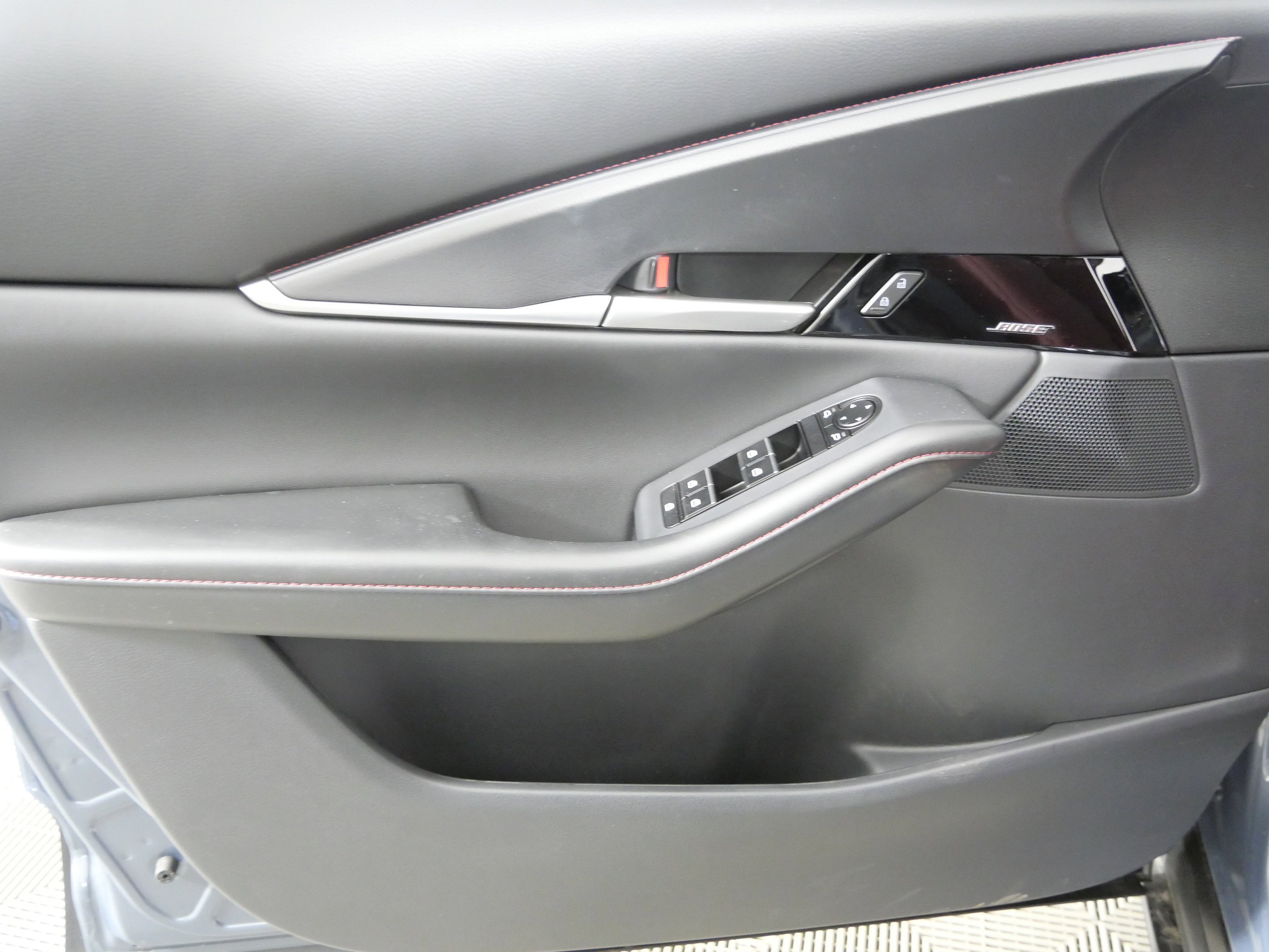 2026 Mazda CX-30 Carbon Edition - Photo 22