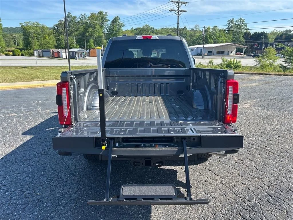 2026 Ford F-350 Super Duty XL - Photo 7