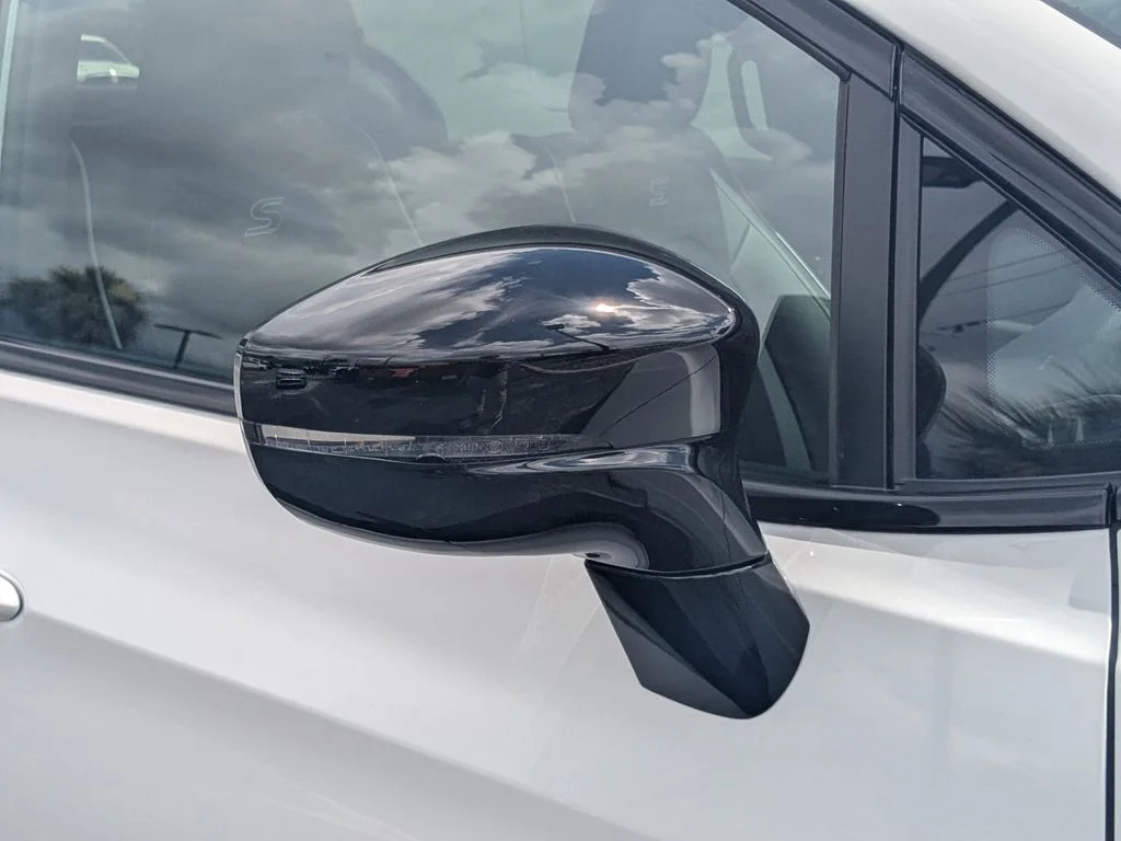 2026 Chrysler Pacifica Limited - Photo 10