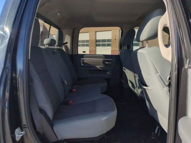 Used 2016 Brilliant Black Crystal Pearlcoat Ram Big Horn image 26
