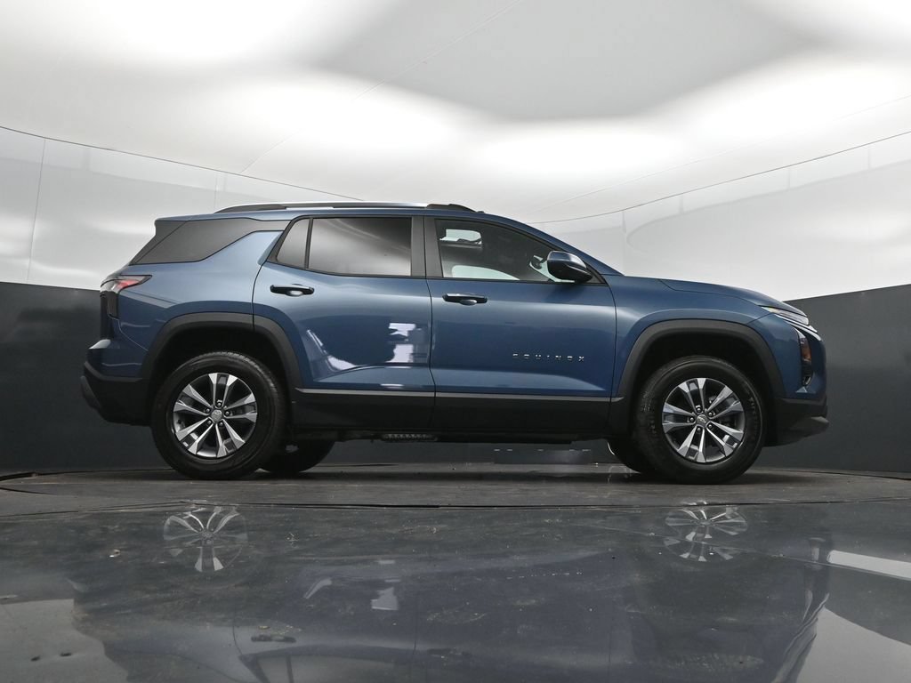 2027 Chevrolet Equinox LT - Photo 43