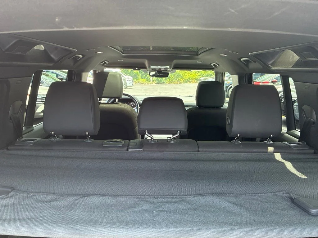 Used 2025 Black Land Rover S image 14