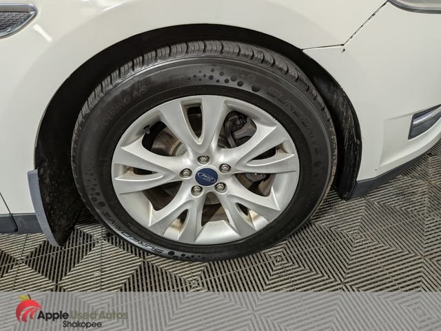 Used 2010 White Ford SEL image 40