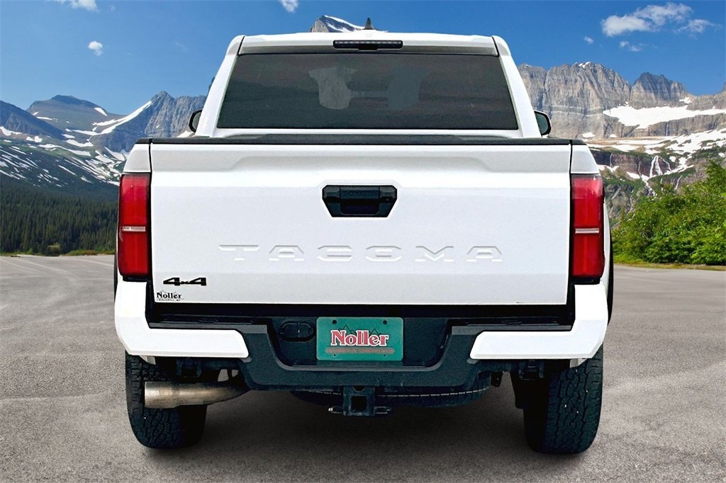 2024 Toyota Tacoma TRD Off-Road photo 4